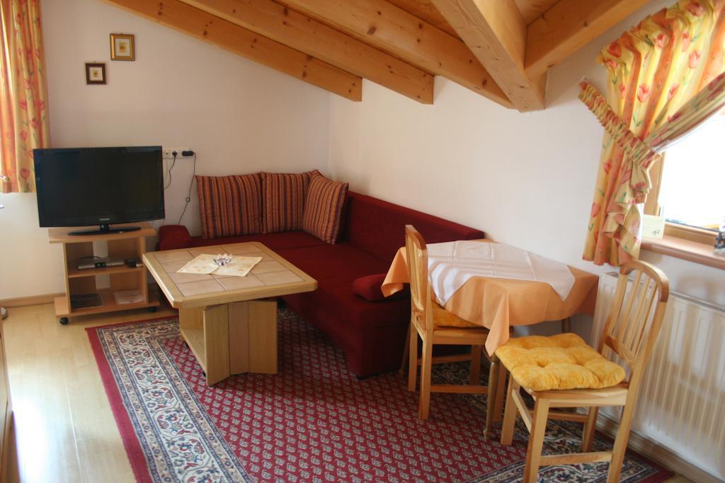 Hotel Haus Hildegard Neustift im Stubaital Habitación foto
